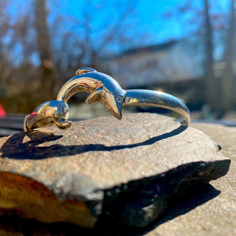 Sterling silver dolphin bracelet